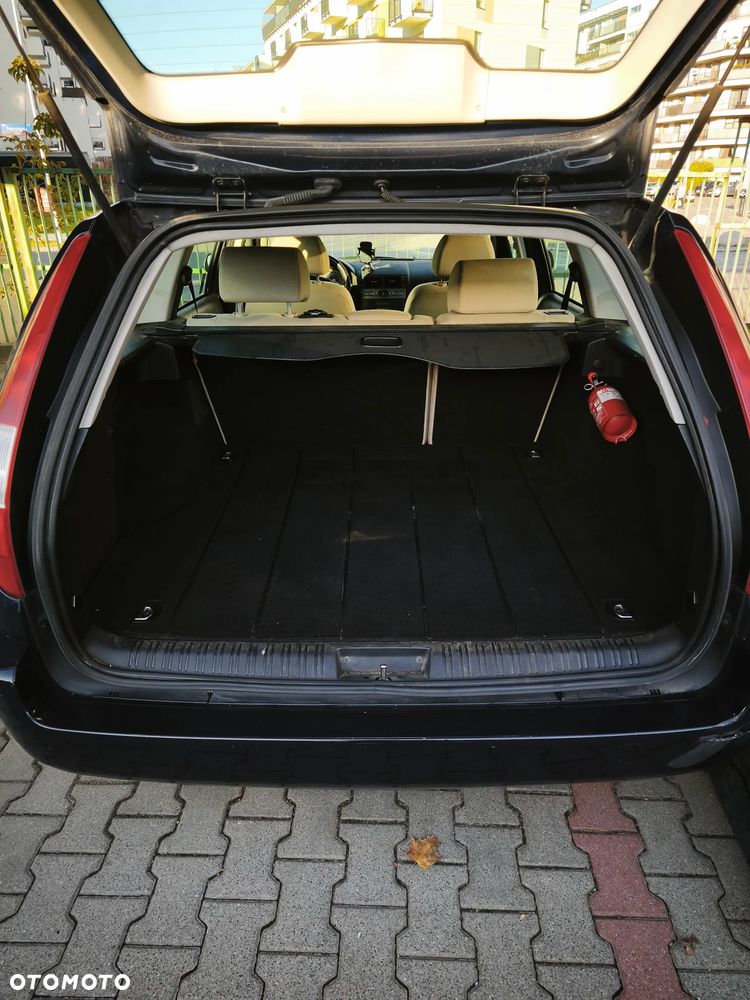 Ford Mondeo 2.0 Trend - 22