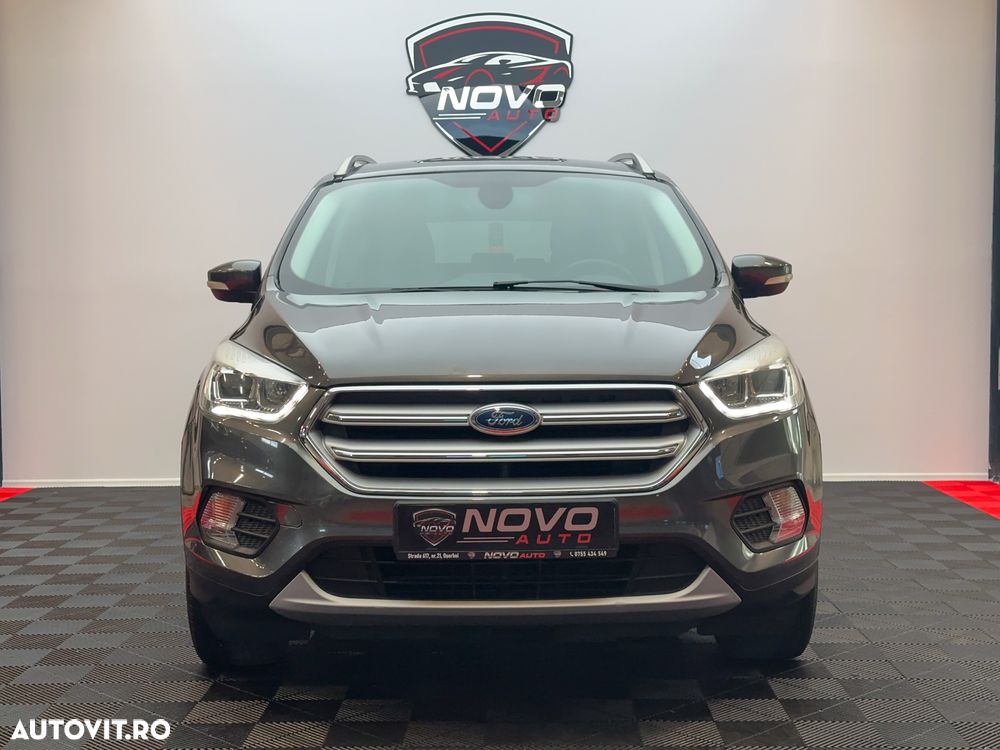 Ford Kuga 2.0 TDCi 4x4 Aut. Titanium - 4