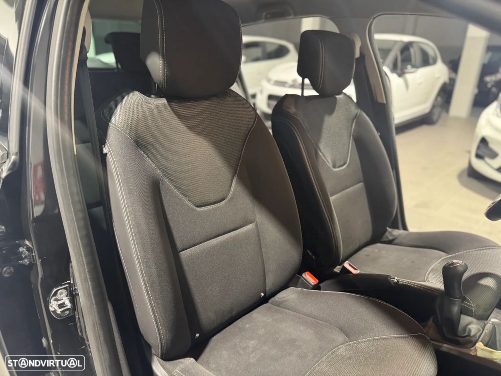 Renault Clio TCe 90 Dynamique - 17