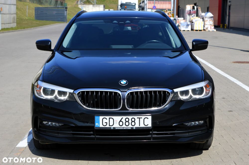 BMW Seria 5 520d xDrive Luxury Line sport - 34