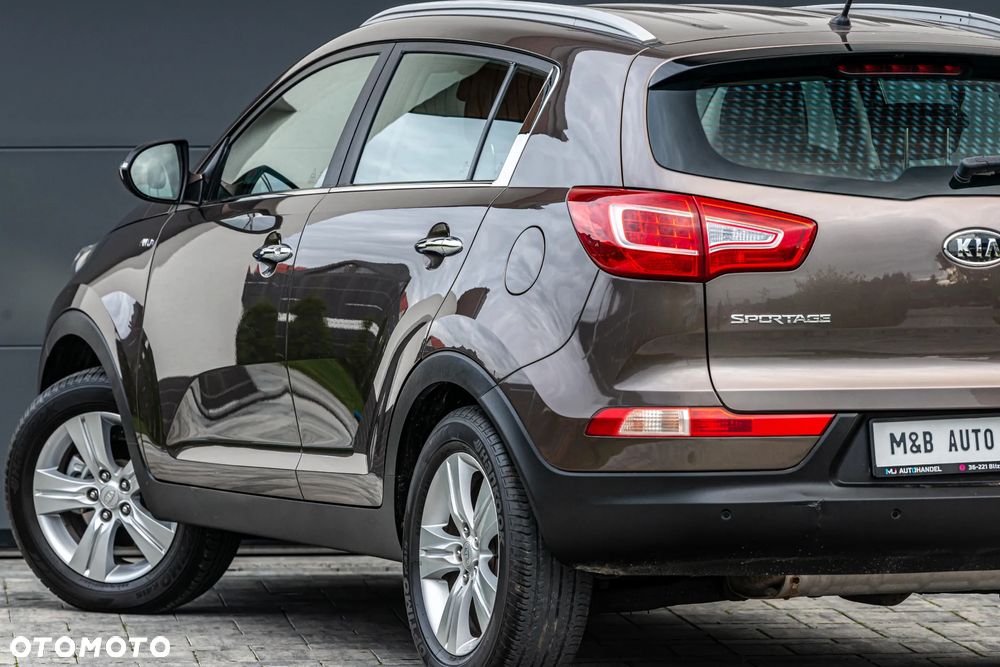 Kia Sportage 2.0 CVVT 4WD Automatik Vision - 16