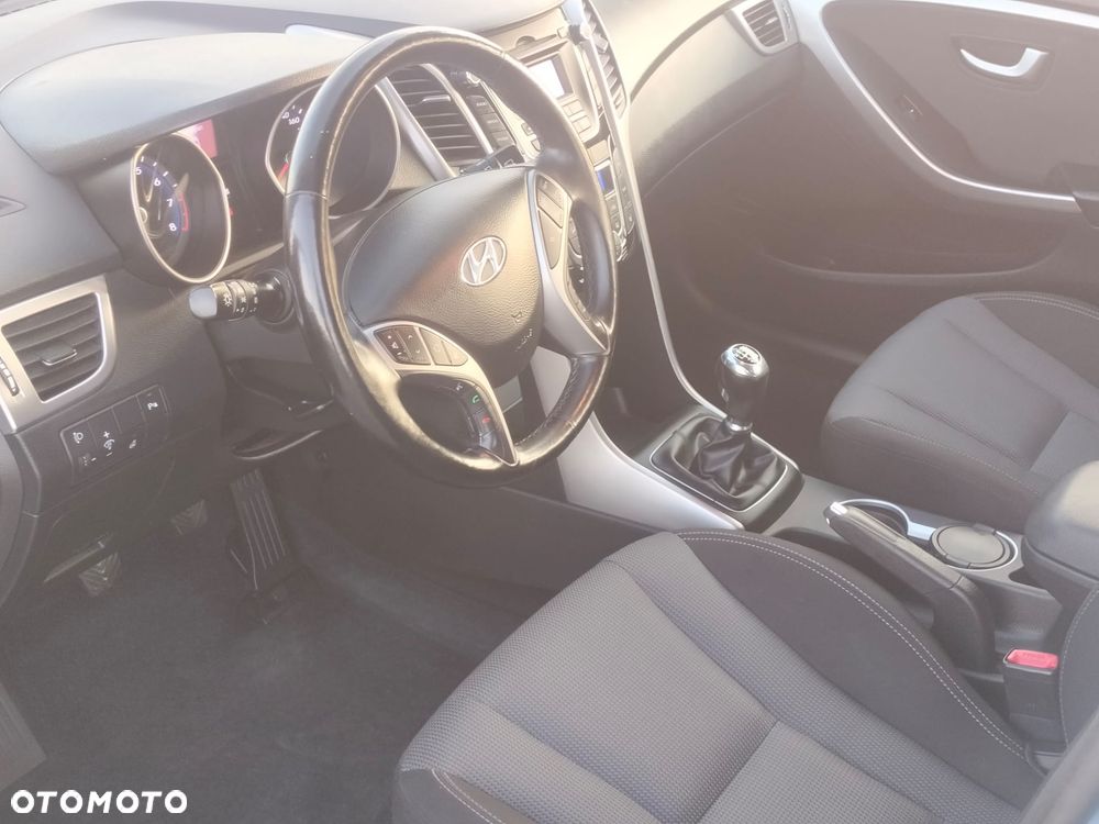 Hyundai i30 1.6 Style - 11