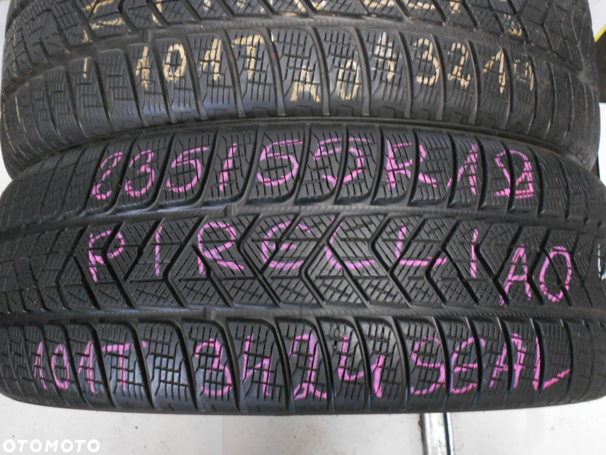 OPONY  235/55R19 PIRELLI SCORPION WINTER AO SEAL DOT  3424 / 4421 7.9MM - 3