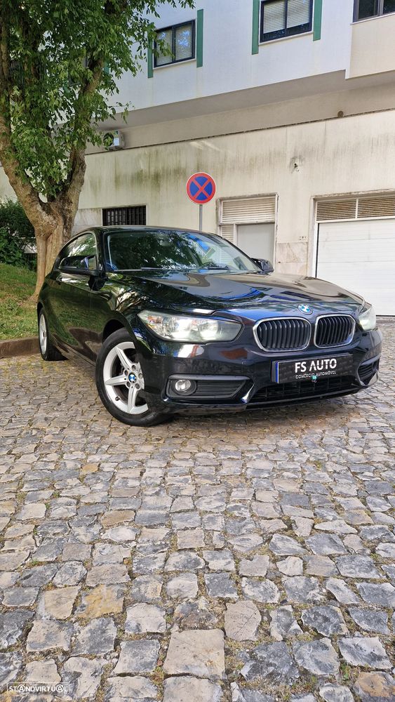 BMW 116 d EfficientDynamics — fotografia 2