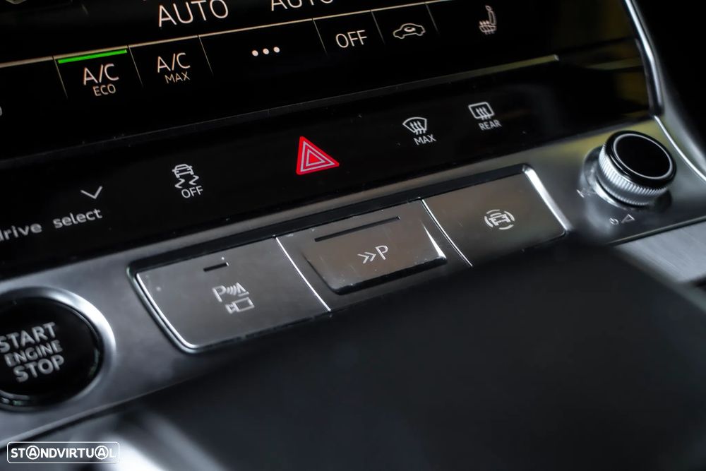 Audi A6 Avant 55 TFSI e quattro S tronic sport - 22
