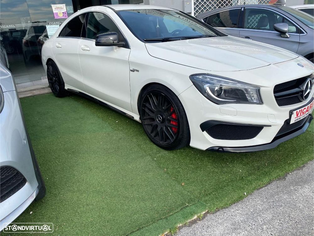 Mercedes-Benz CLA 45 AMG 4Matic 7G-DCT - 3