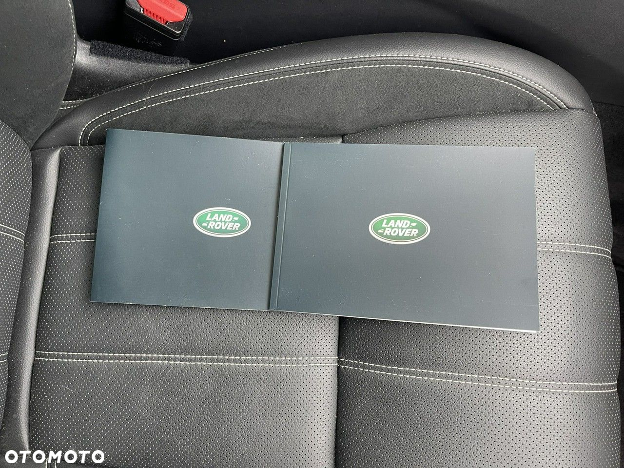 Land Rover Range Rover Velar 2.0 P250 R-Dynamic SE - 14