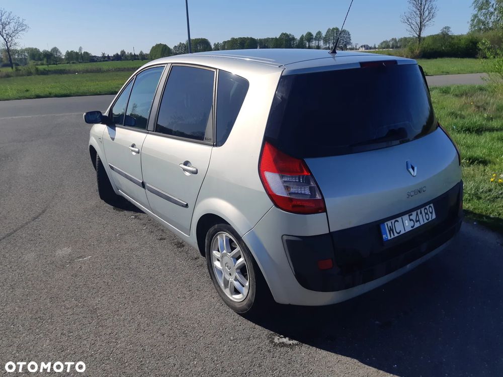 Renault Scenic 1.6 16V Family - 5
