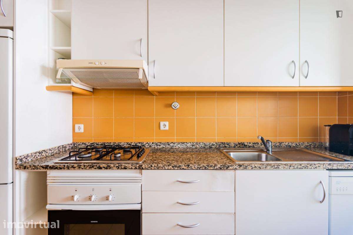 Apartamento com 1 quartos - localizado em Olaias Lisbon - Grande imagem: 4/51
