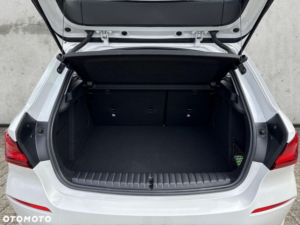 BMW Seria 1 118i Advantage - 23