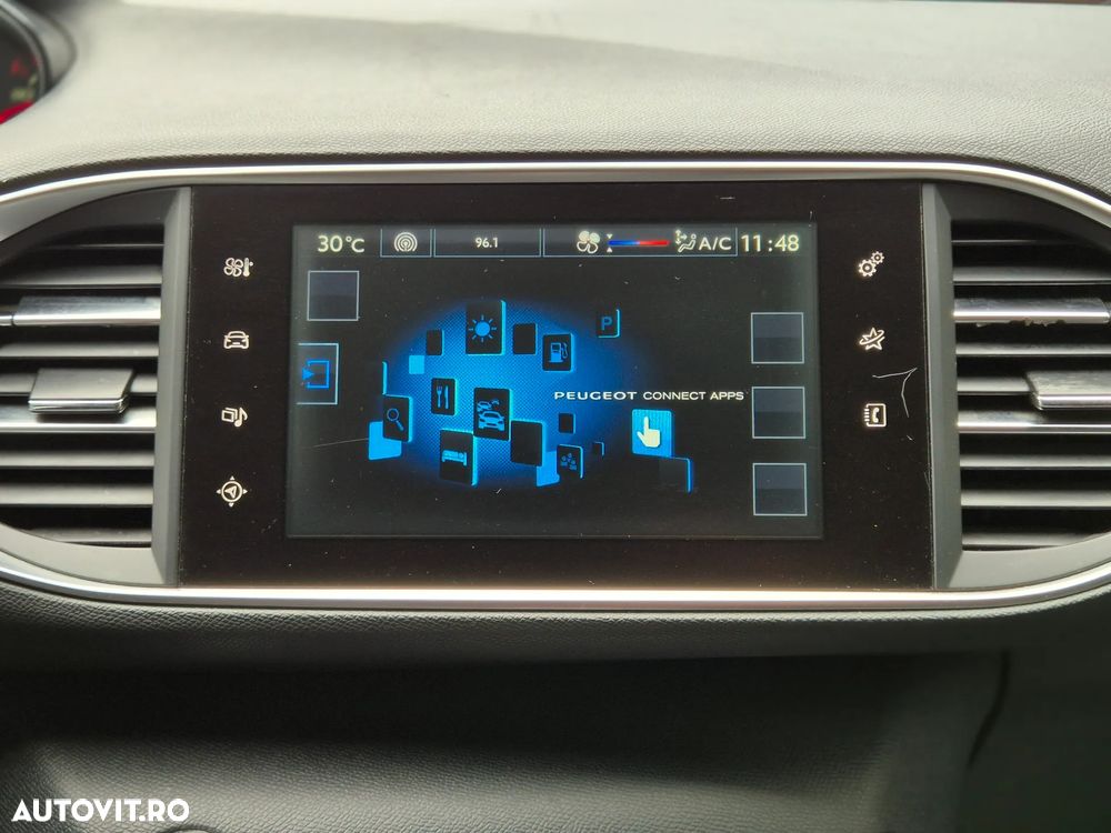 Peugeot 308 1.6 e-HDI FAP STT Allure - 23