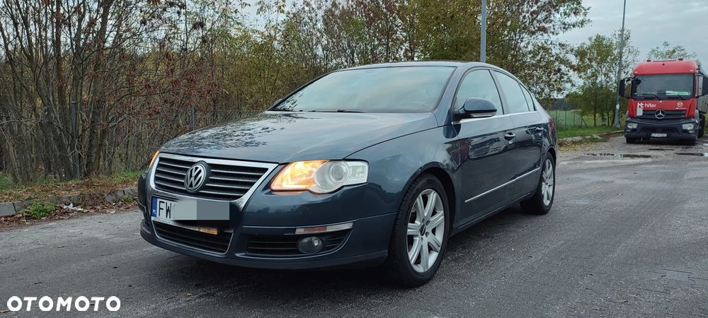Volkswagen Passat 2.0 TDI Sportline - 1