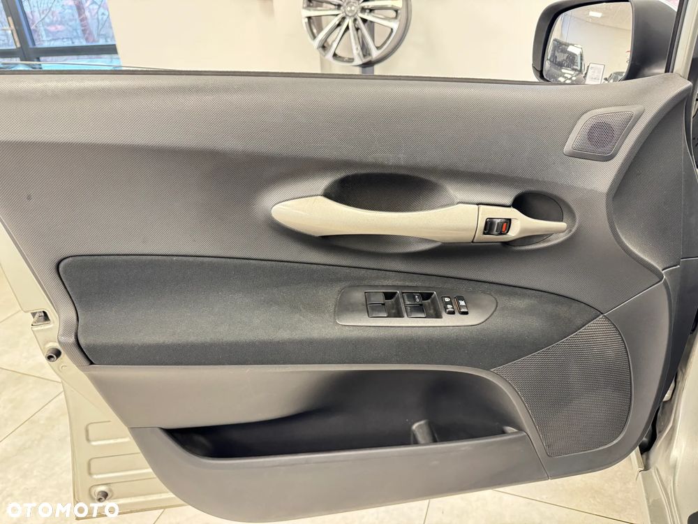 Toyota Auris 1.4 VVT-i Team - 14