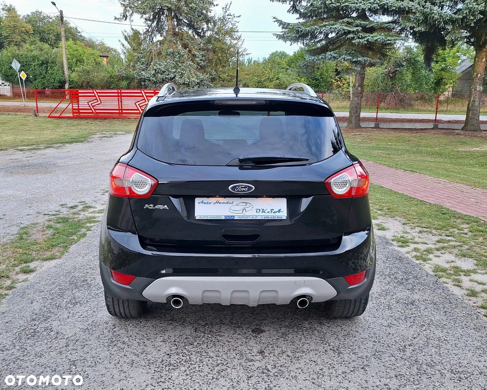 Ford Kuga 2.0 TDCi 2x4 Titanium - 13