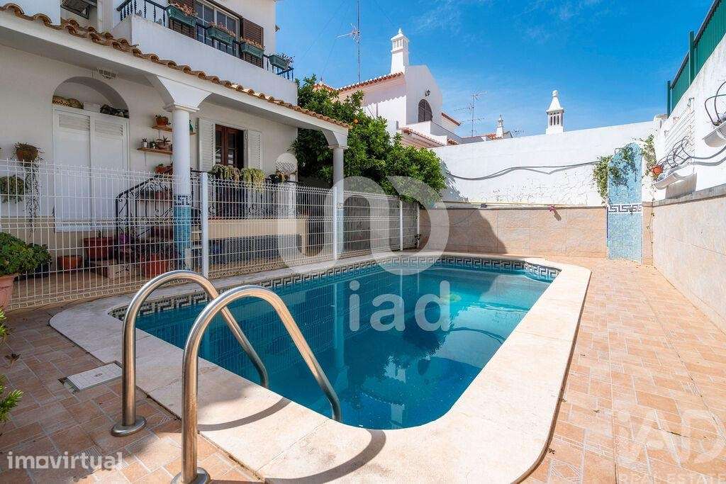 Casa / Villa T4 em Vila Real de Santo António de 320,00 m2 - Grande imagem: 2/30