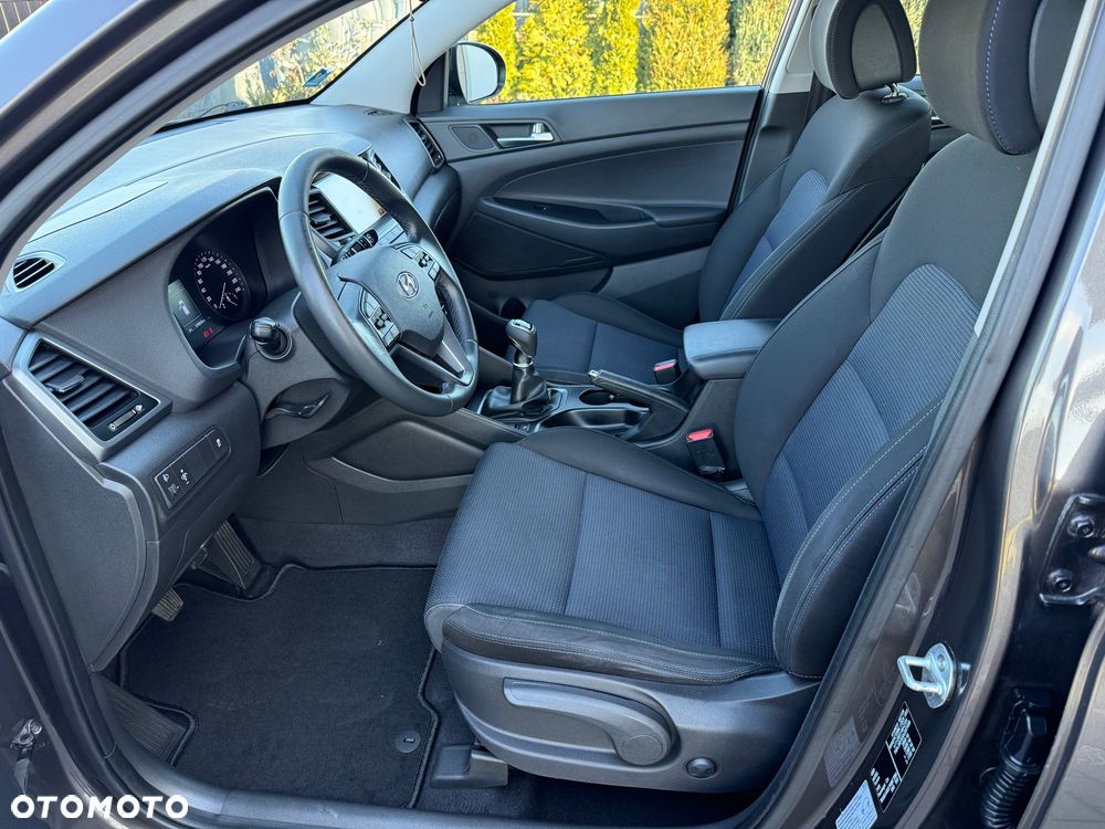 Hyundai Tucson blue 1.7 CRDi 2WD Advantage - 11