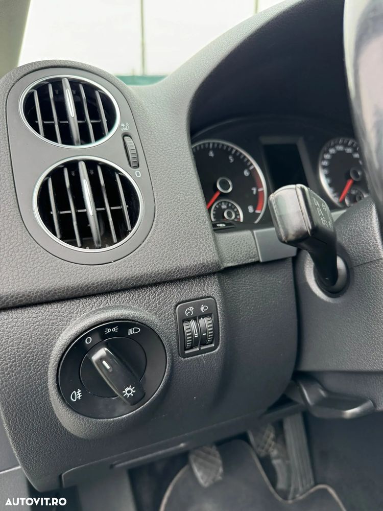 Volkswagen Golf Plus 1.4 Comfortline - 28