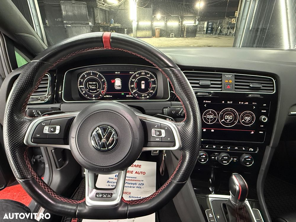 Volkswagen Golf GTI TCR 2.0 TSI OPF DSG - 10