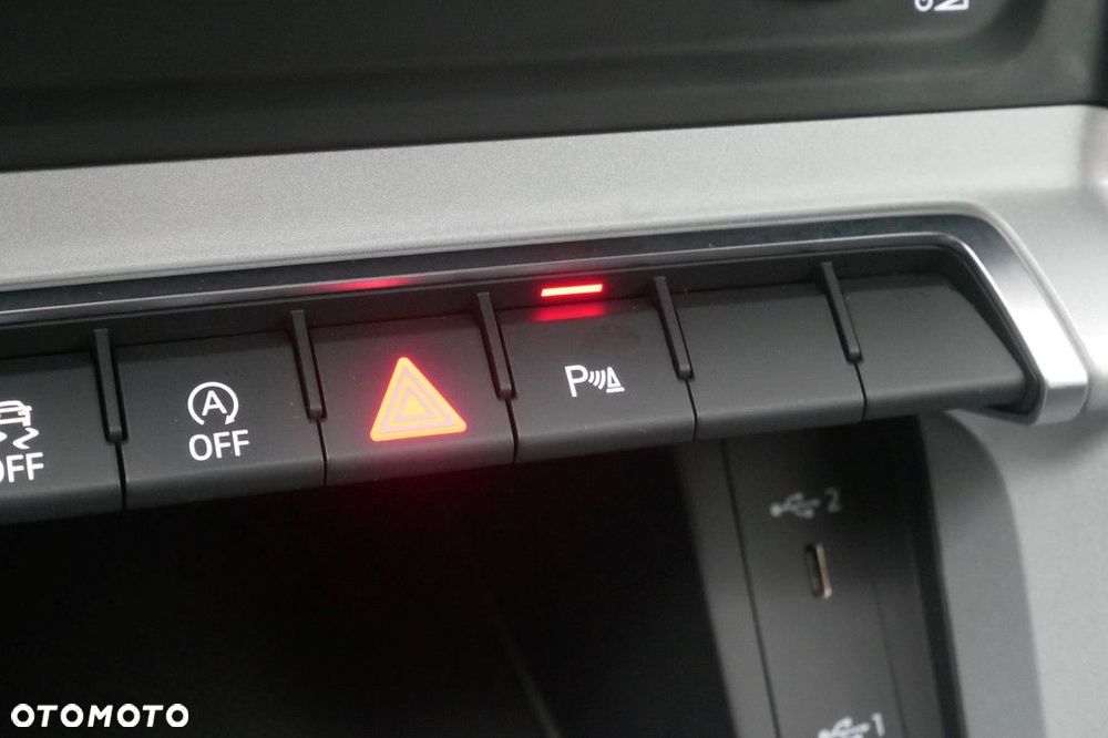 Audi Q3 - 17