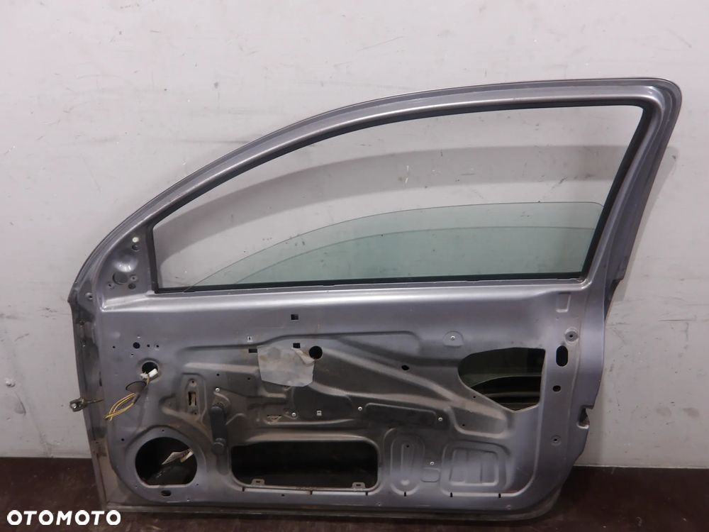 OPEL CORSA C 3D 1.0B  DRZWI PRAWE PRZEDNIE - 8