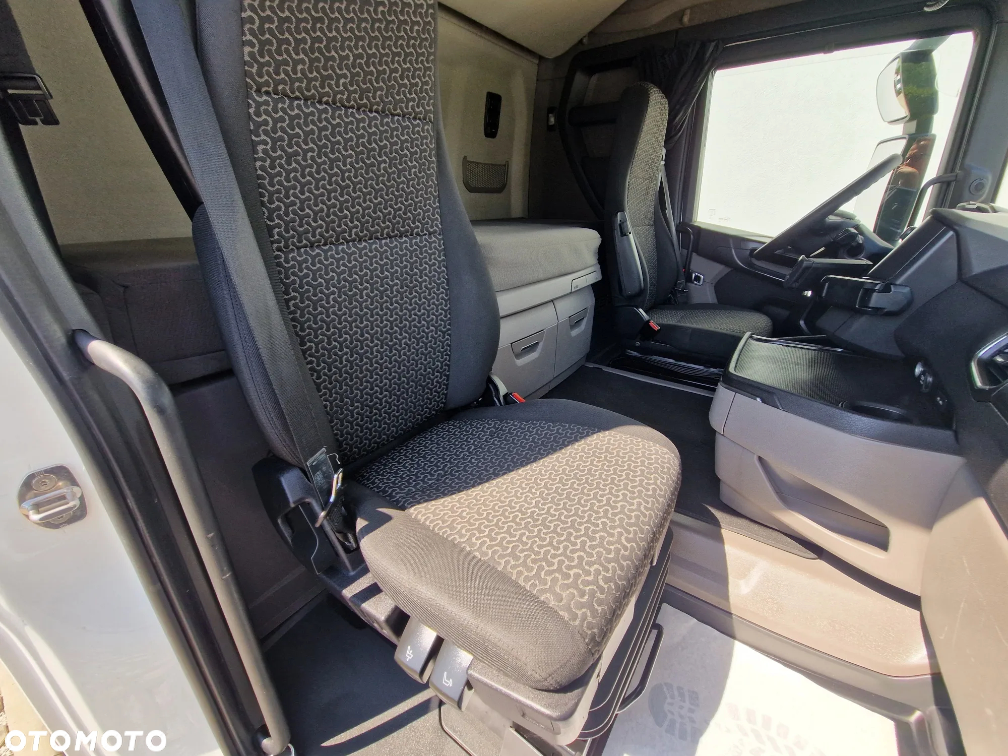 Scania R450 ADR FL /Sprowadzona z DE/Alufelgi Retarder Automat Zabudowy międzyosiowe - 14