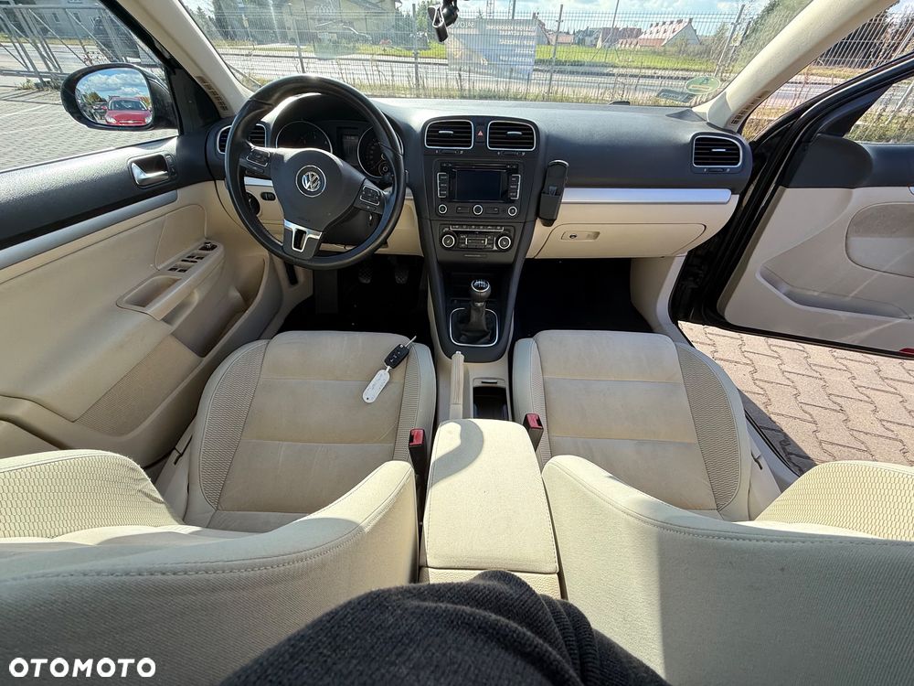 Volkswagen Golf - 18
