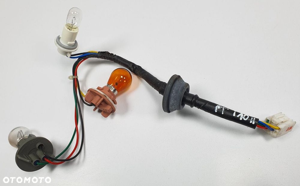 WIĄZKA INSTALACJA LAMPY PRAWY TYŁ HYUNDAI i10 II - 1