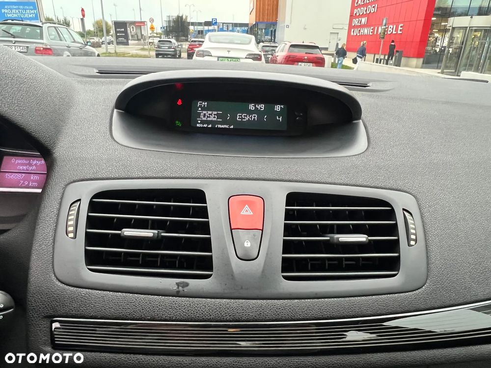 Renault Megane - 11