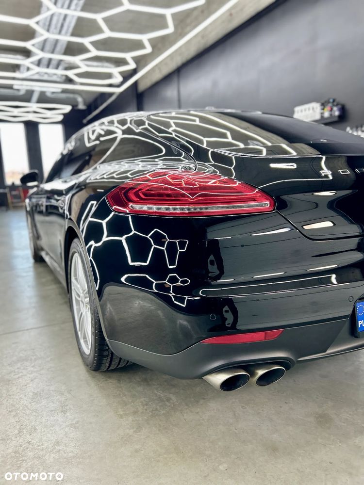 Porsche Panamera 4S Executive PDK - 9