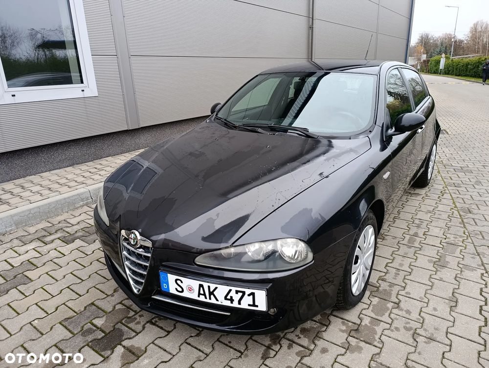 Alfa Romeo 147 1.6 ECO Sportiva - 25