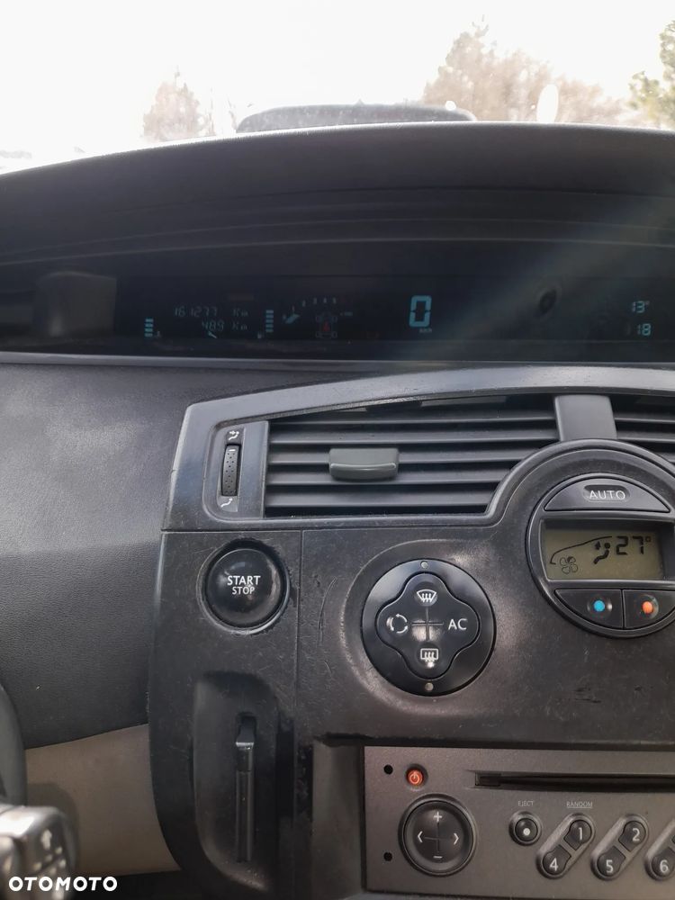 Renault Scenic - 18