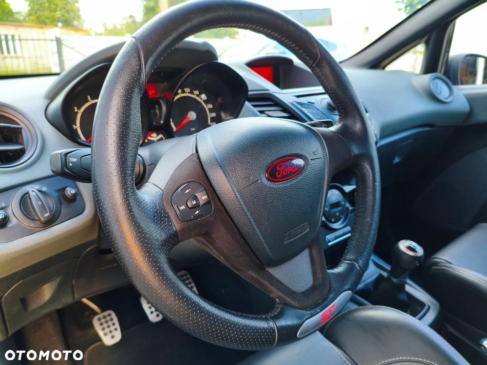 Ford Fiesta 1.6 Ti-VCT Sport - 18