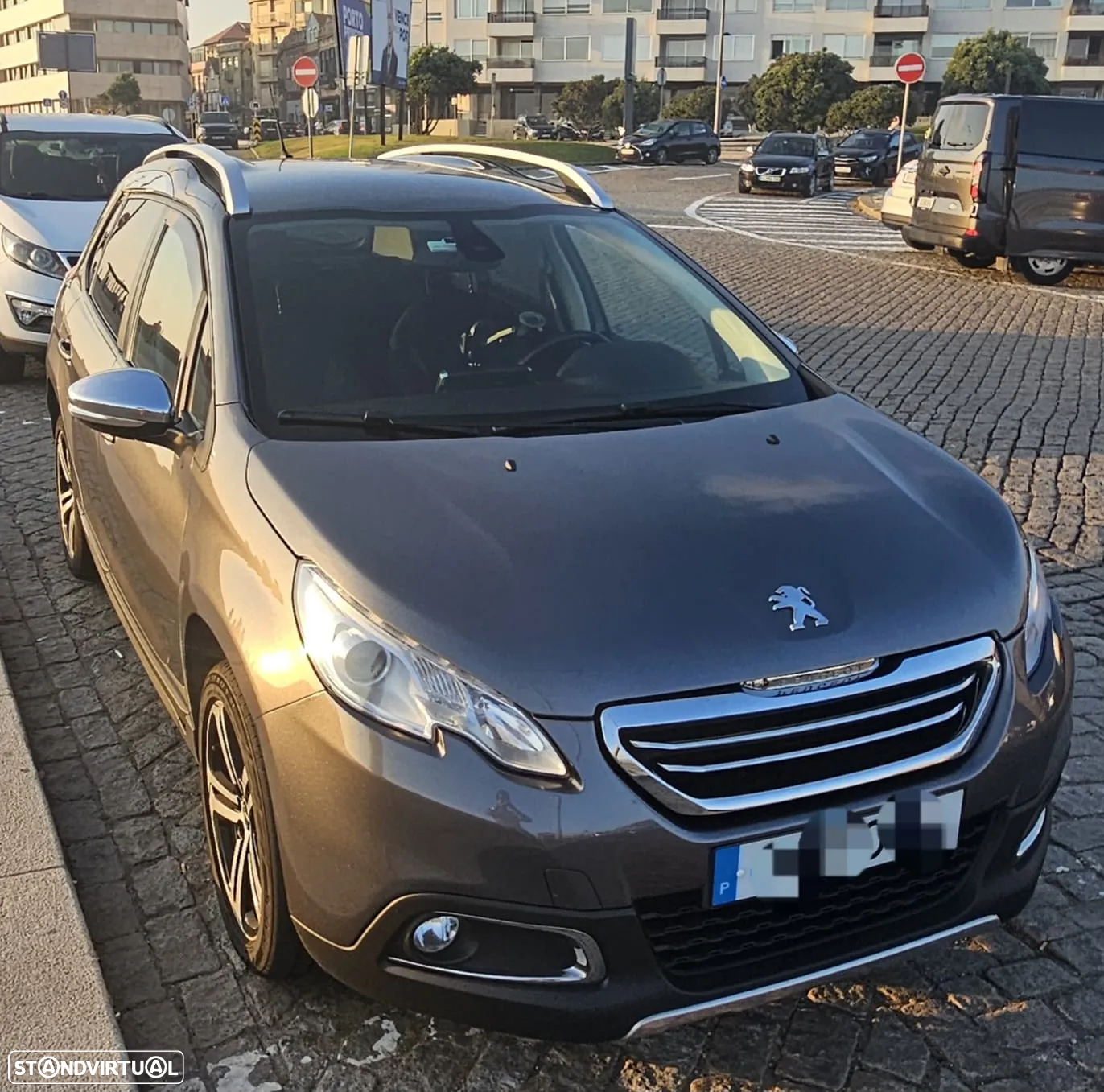 Peugeot 2008 1.6 BlueHDi Style - 2