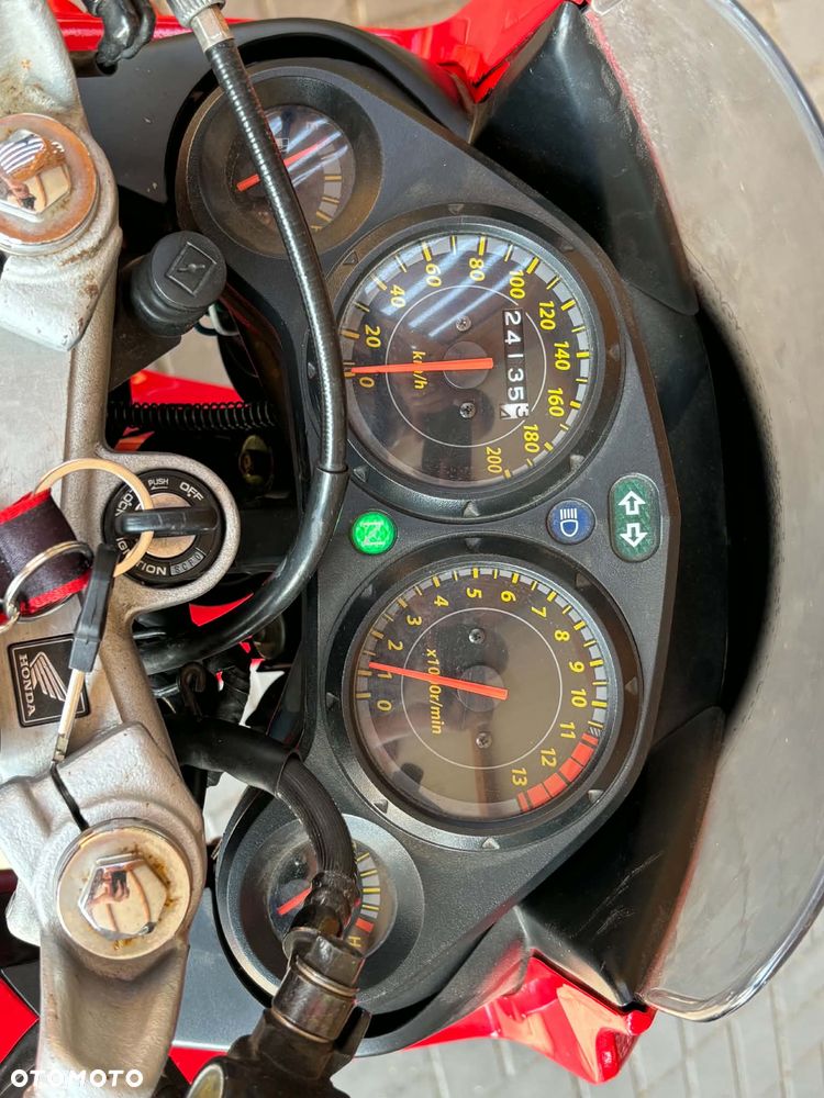 Honda CBR - 6