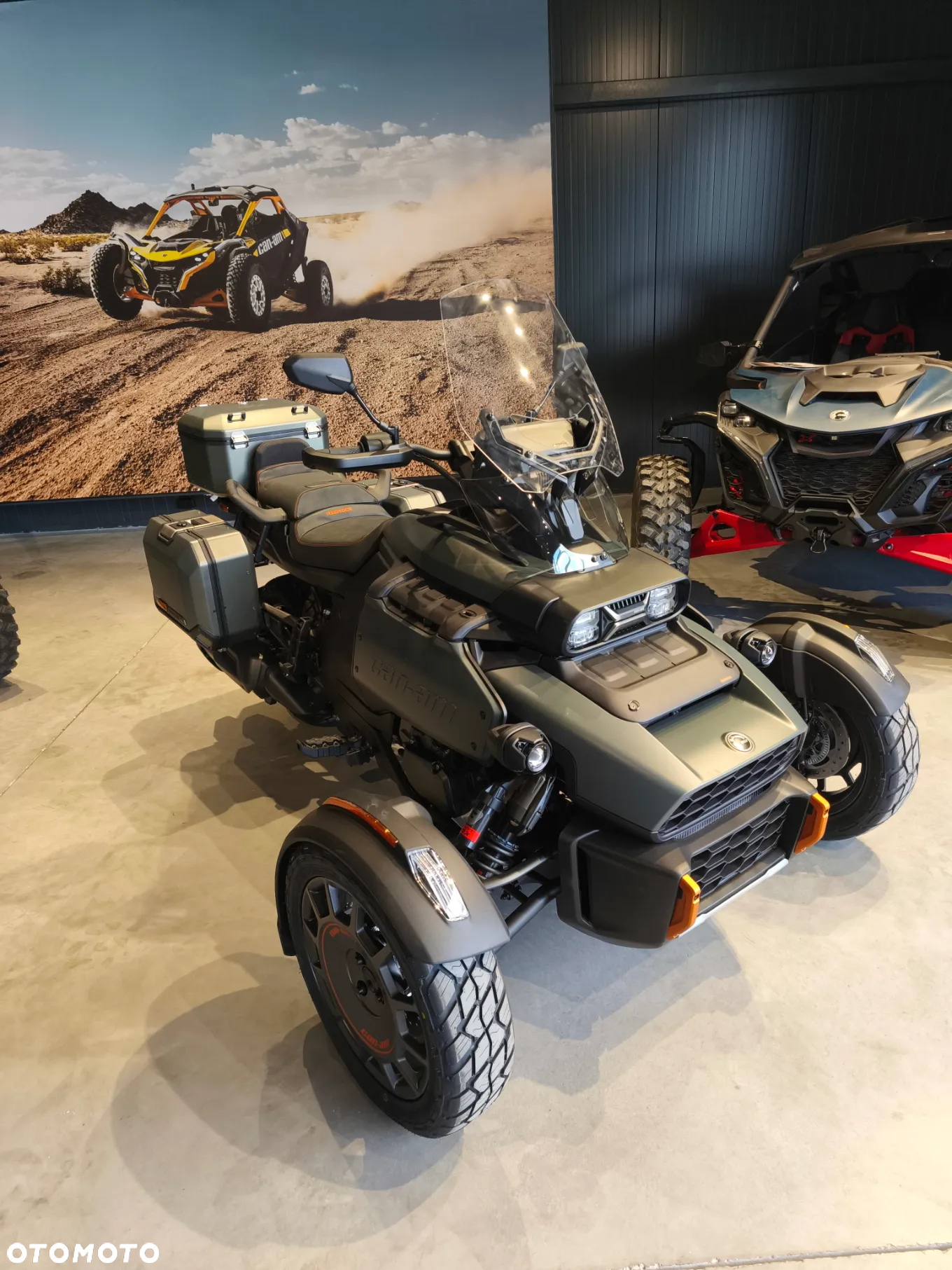 Can-Am Inny - 6