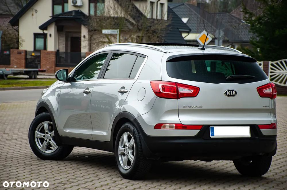 Kia Sportage 2.0 CRDI 4WD Automatik Dream-Team Edition - 15