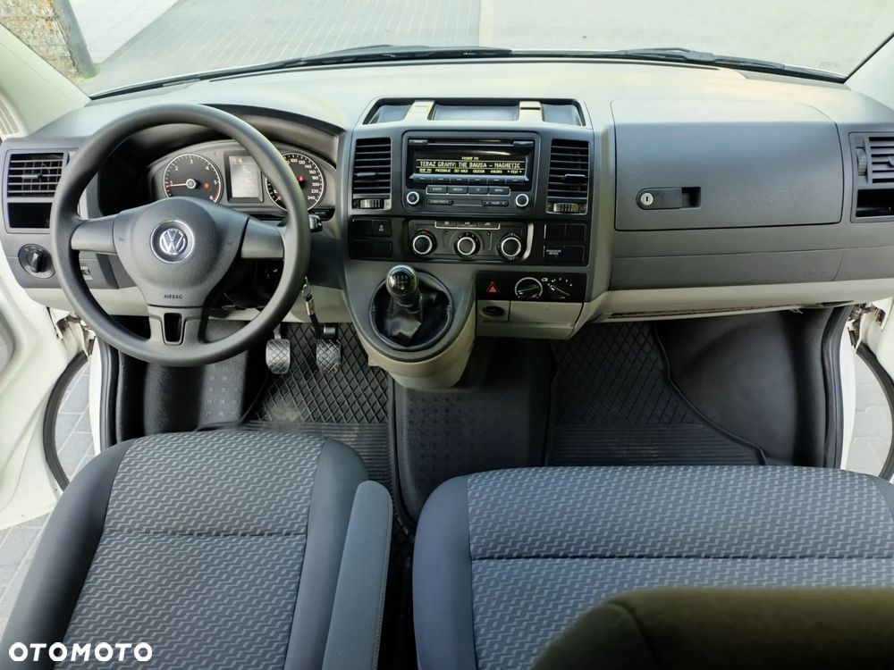 Volkswagen Transporter - 18