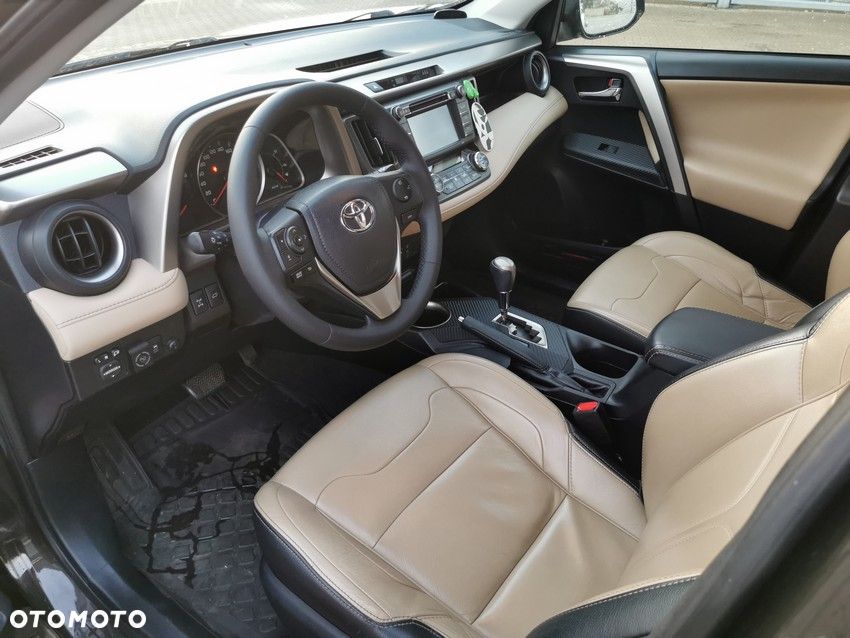 Toyota RAV4 2.0 Premium 4x4 MS - 23