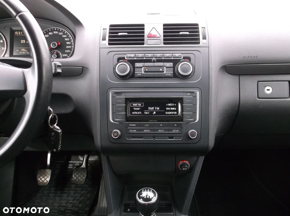 Volkswagen Touran 1.4 TSI Conceptline - 15
