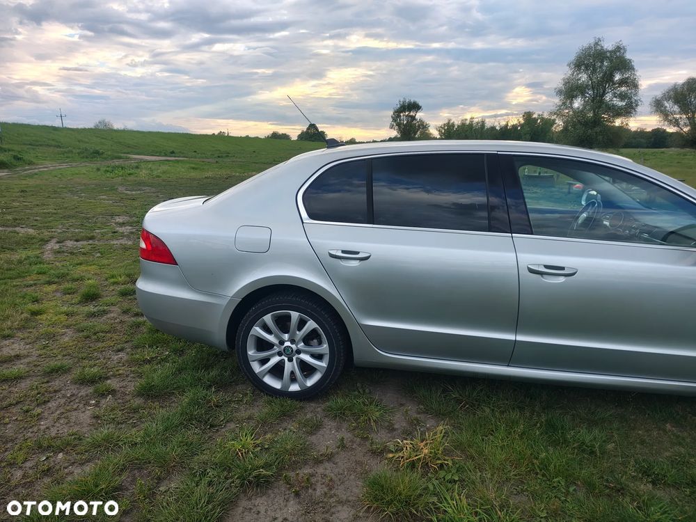 Skoda Superb 1.8 TSI Elegance - 4