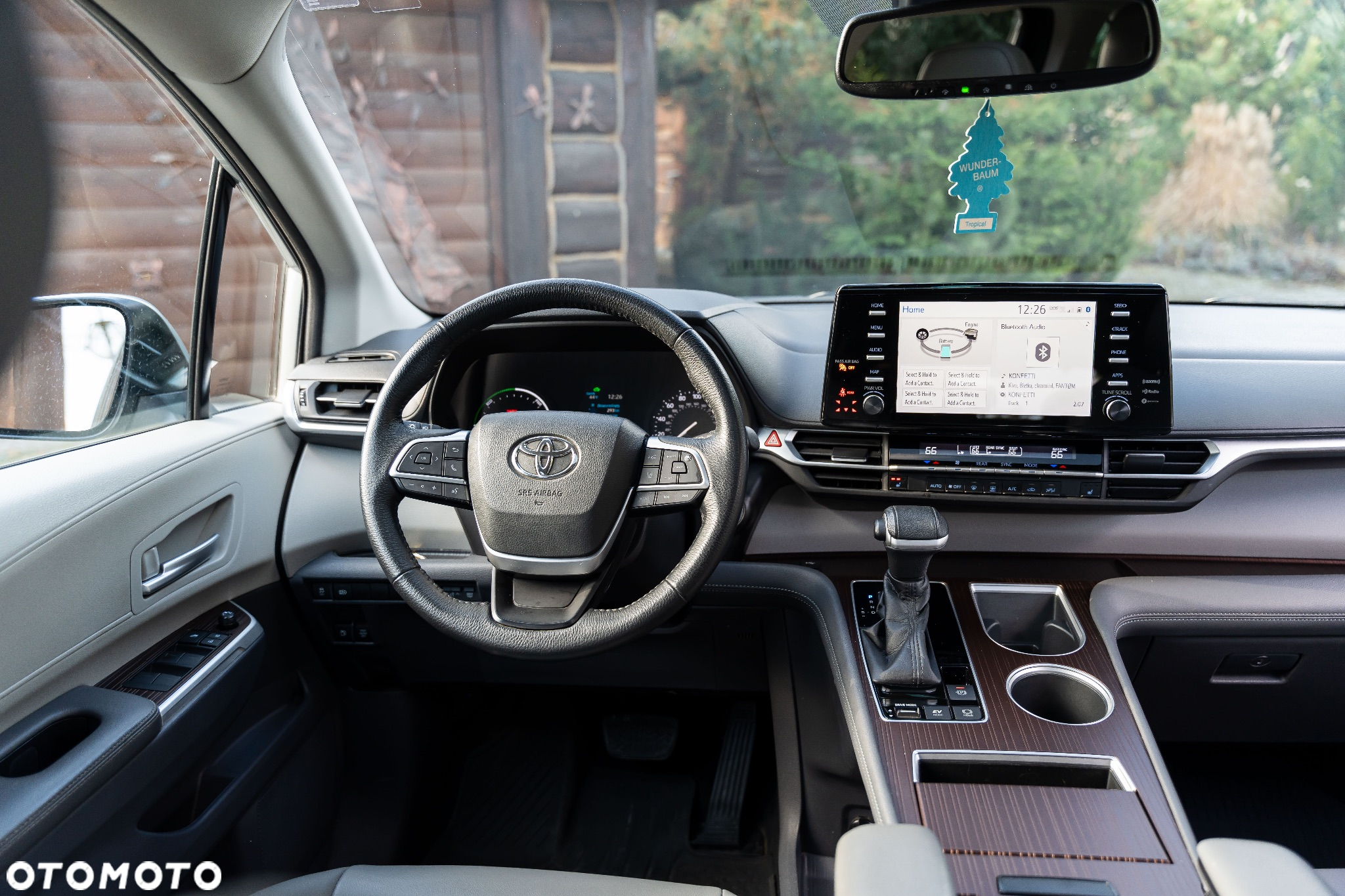 Toyota Sienna - 28