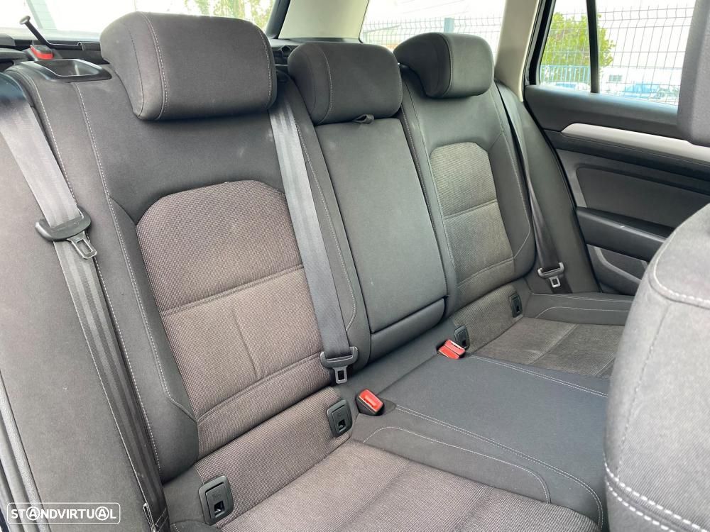 VW Passat Variant 1.6 TDI Confortline - 10