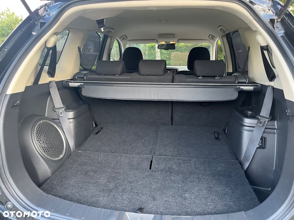 Mitsubishi Outlander 2.0 Intense + SDA 4WD CVT - 12