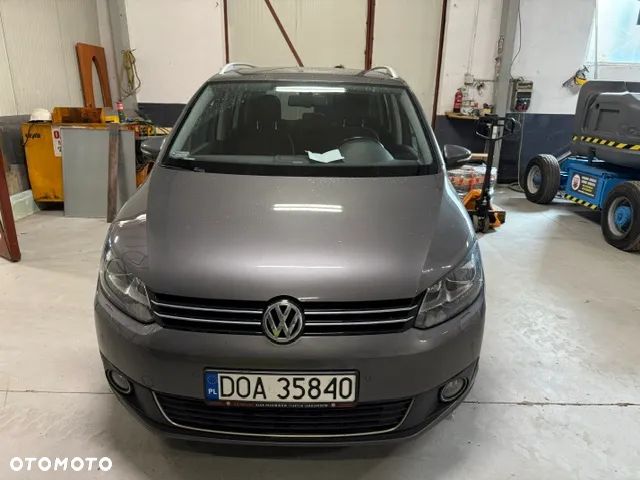 Volkswagen Touran 2.0 TDI DPF Highline - 11