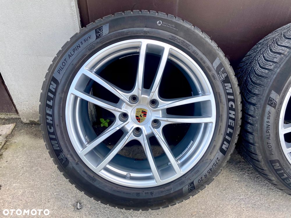 Felgi 20" Porsche (OE) 9Y0, opony Michelin Pilot Alpin 5 SUV - Kompletne koła zimowe od Porsche Cayenne III 9YA/9YB '18 - 2