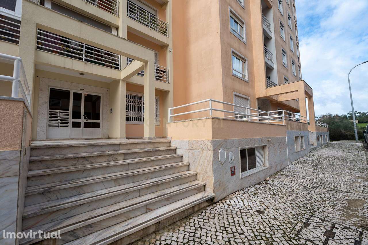 Excelente T1 com lareira, arrecadação e varanda na Anta – Agualva-Cacé - Grande imagem: 5/37