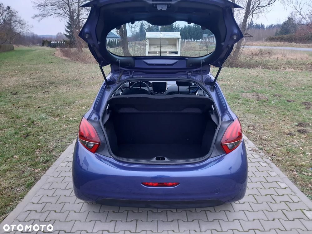 Peugeot 208 PureTech 68 Like - 11