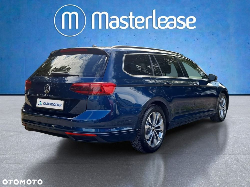 Volkswagen Passat - 5