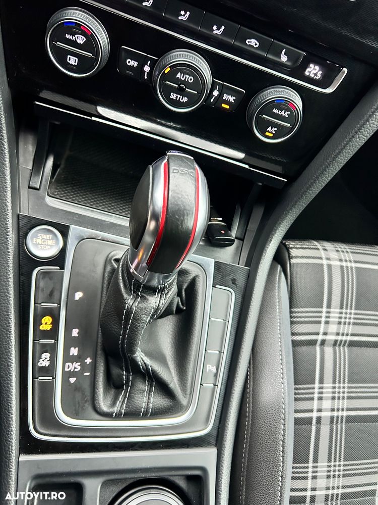 Volkswagen Golf 2.0 TDI DPF BMT DSG GTD - 6