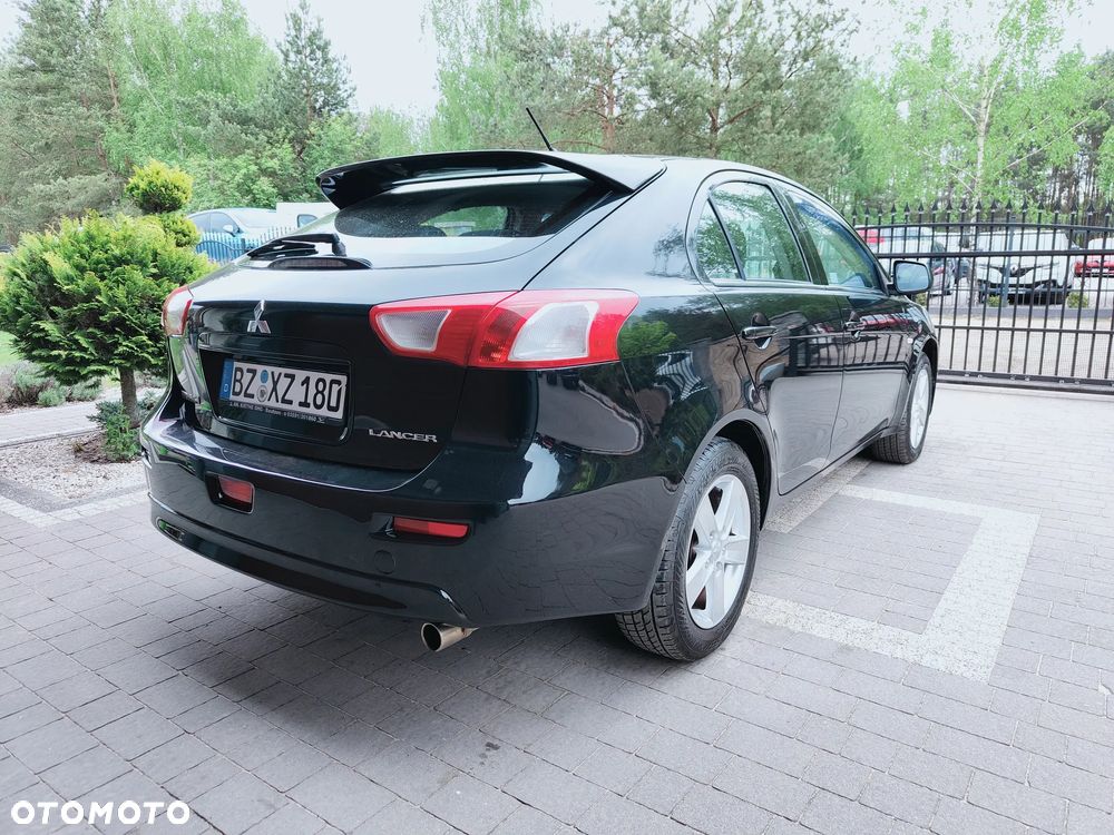 Mitsubishi Lancer 1.8 Intense - 25